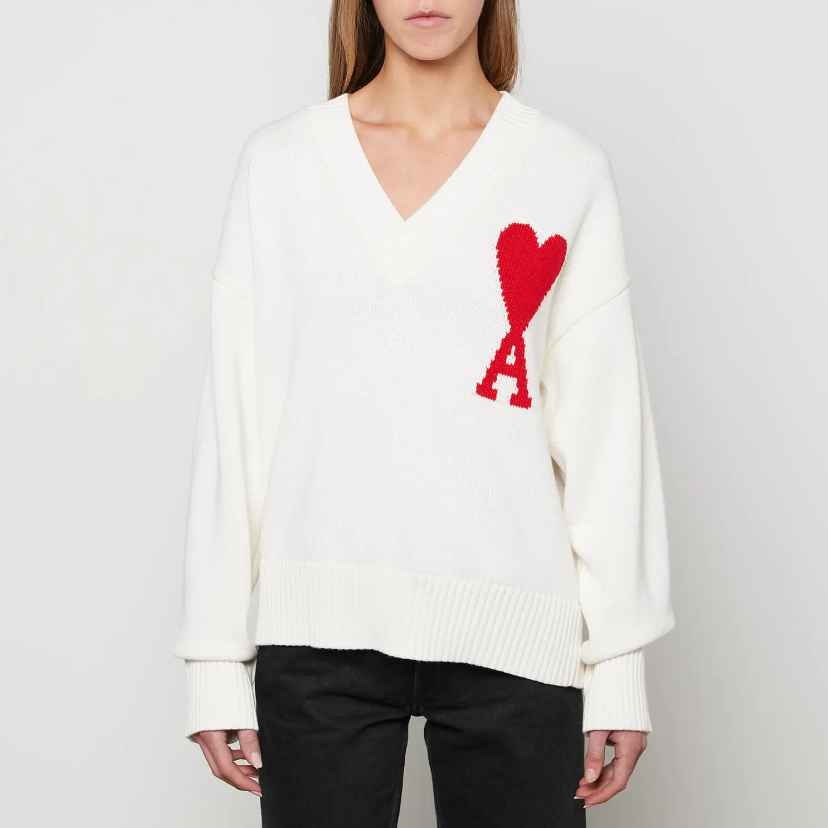 AMI V领爱心针织衫，6.3折 ￡201.6（约1690元）
