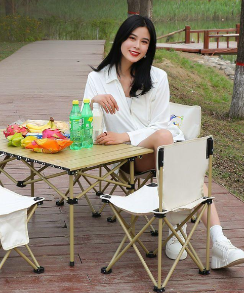 户外折叠便携式露营桌椅，47.99元包邮